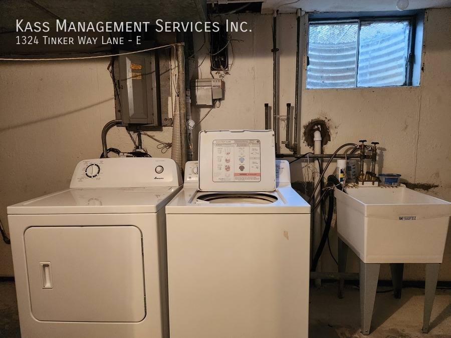 Apartment for rent at 1324 Tinker Way Lane E, Glenview, IL 60025
