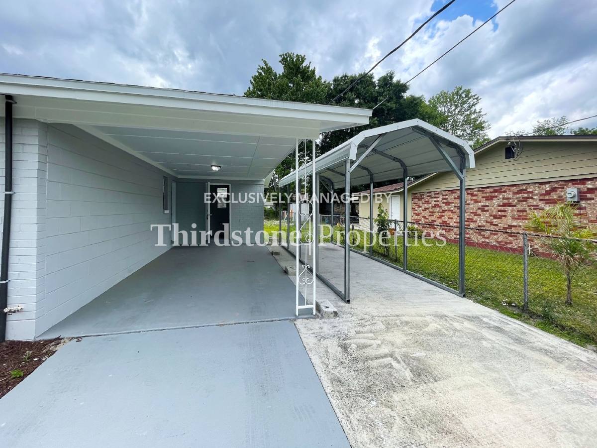 House for rent at 5164 Timawatha Ave, Jacksonville, FL 32210