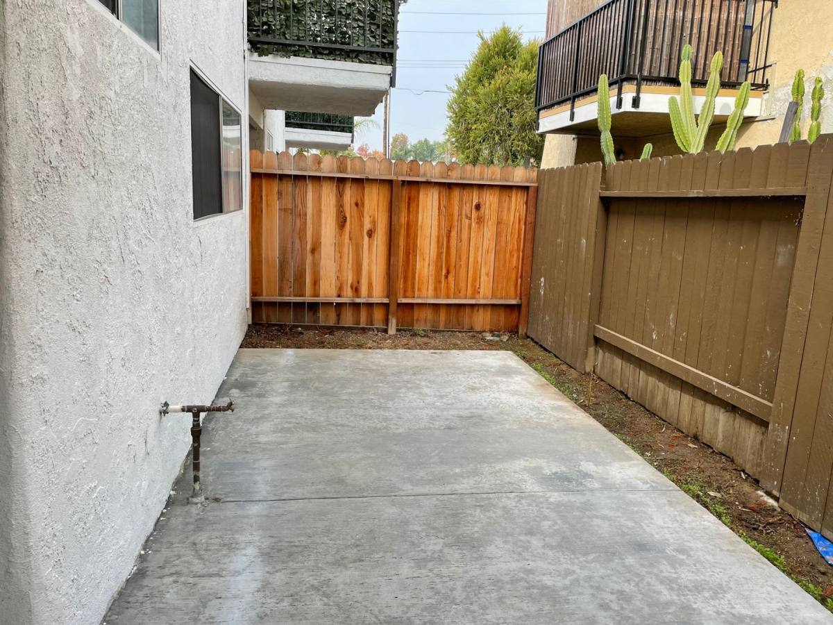 Apartment for rent at 2520 17th St, Huntington Beach, CA 92648
