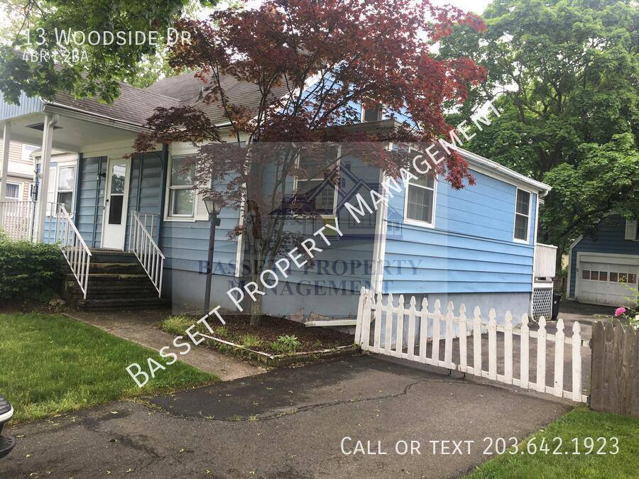 House for rent at 13 Woodside Dr, North Haven, CT 06473