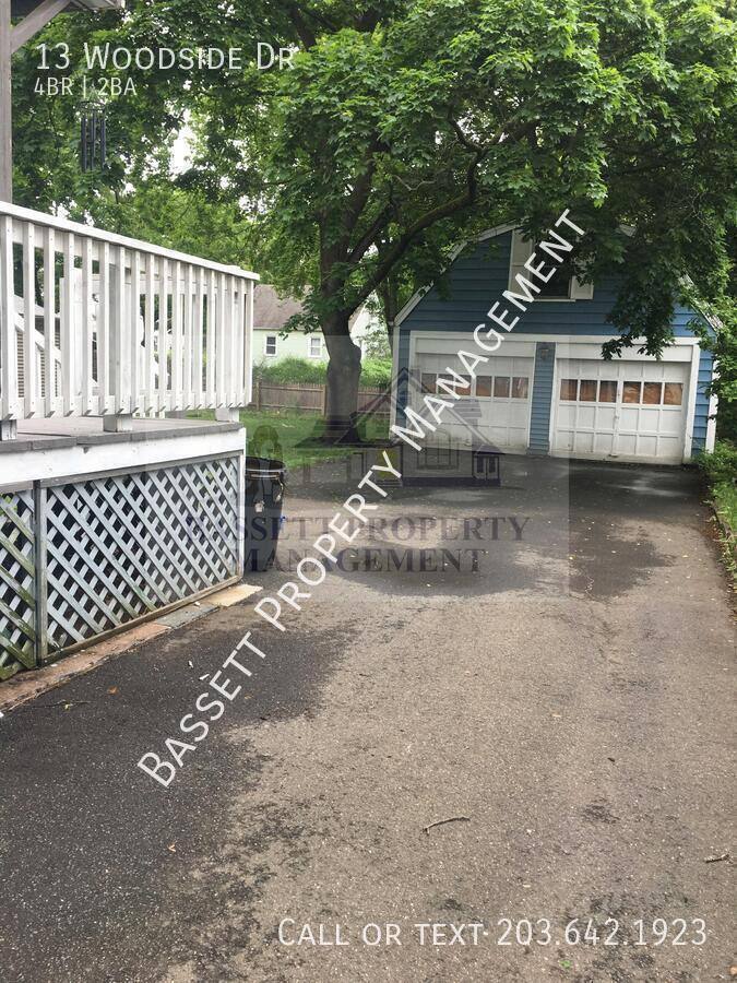 House for rent at 13 Woodside Dr, North Haven, CT 06473