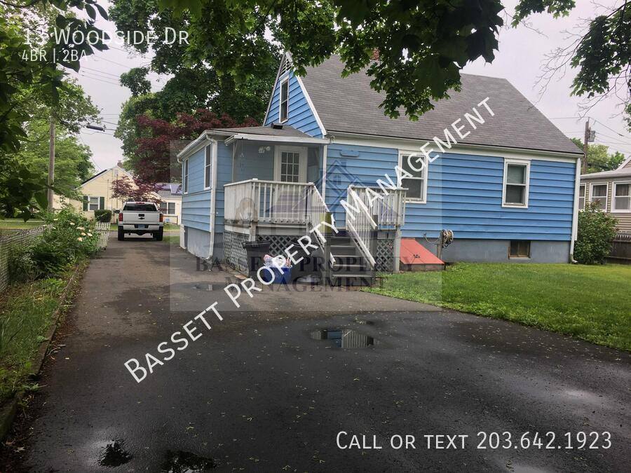House for rent at 13 Woodside Dr, North Haven, CT 06473