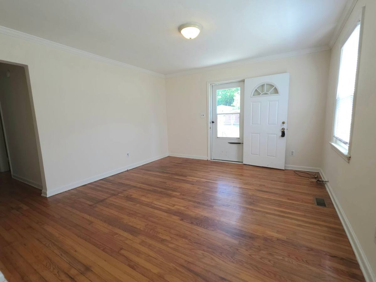 House for rent at 24 Morrison Ave, Newport News, VA 23601