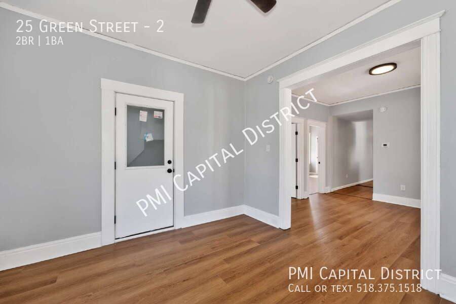 Apartment for rent at 25 Green St #2, Mechanicville, NY 12118