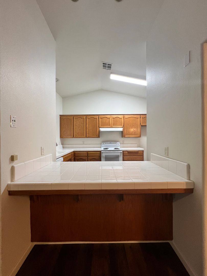 Townhouse for rent at 92 Rosewood Circle, Madera, CA 93637