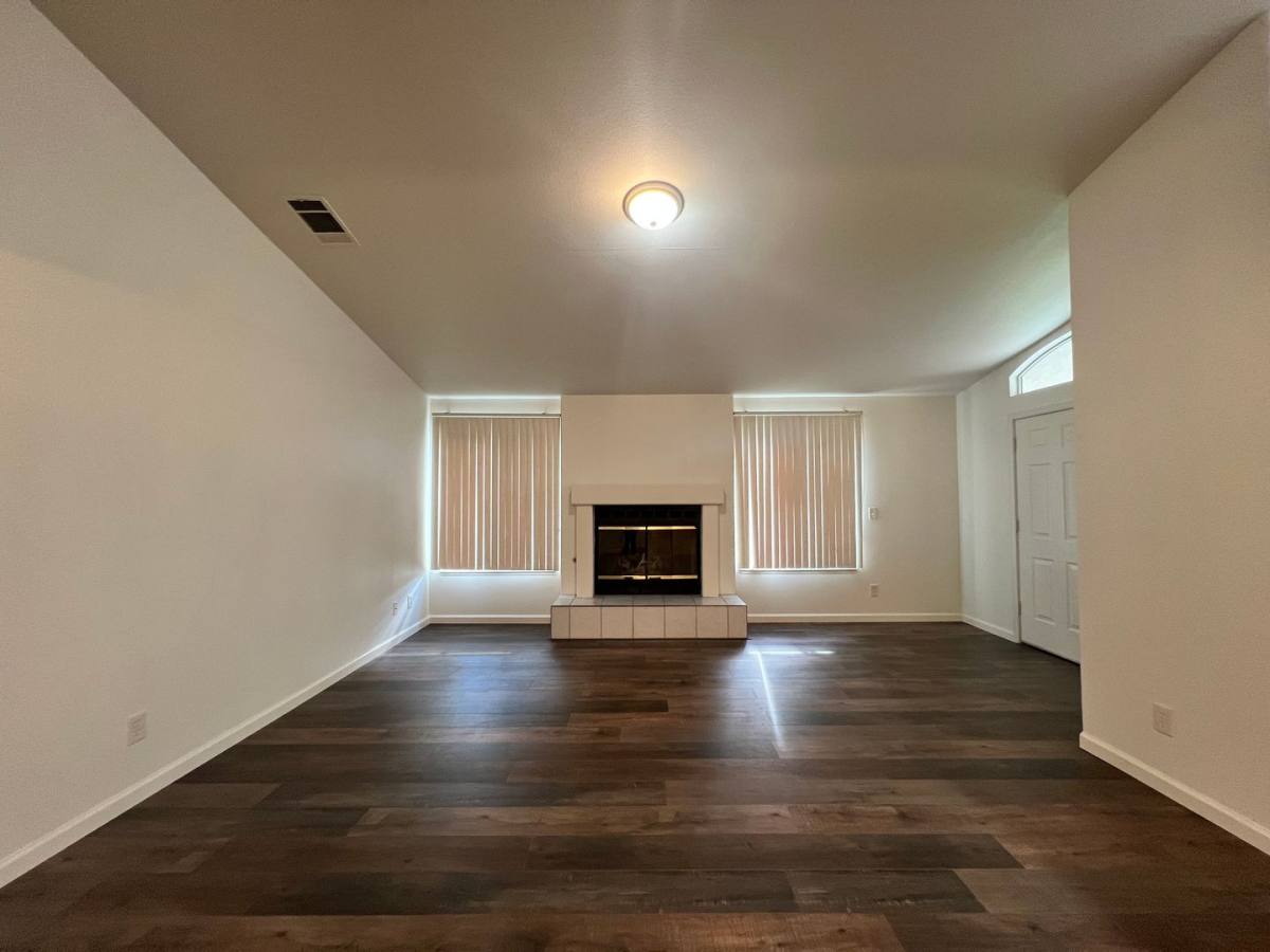 Townhouse for rent at 92 Rosewood Circle, Madera, CA 93637