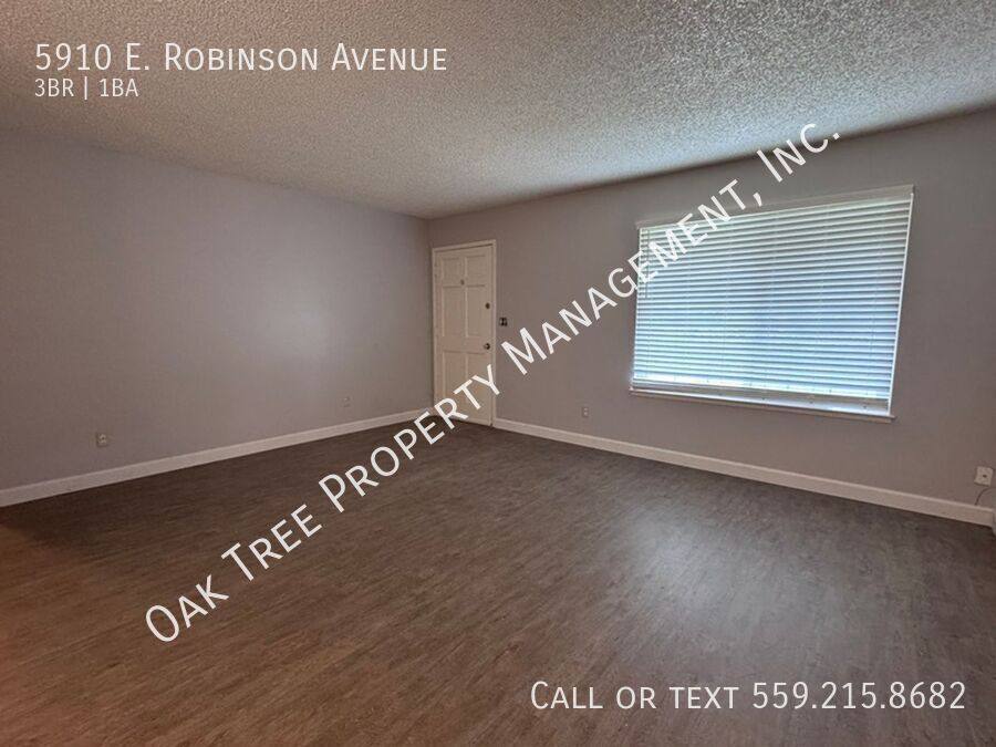 House for rent at 5910 E Robinson Ave, Fresno, CA 93727