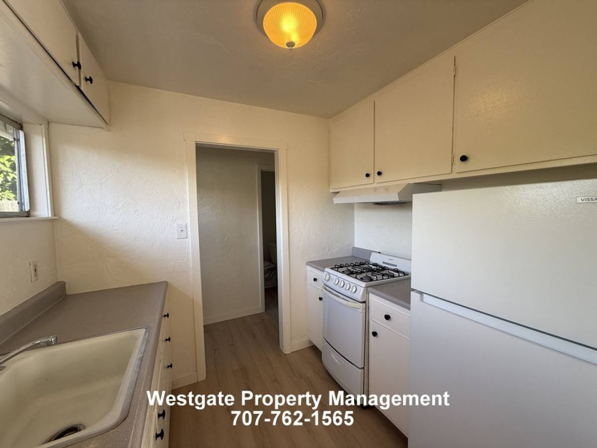 Apartment for rent at 360 E School St, Cotati, CA 94931