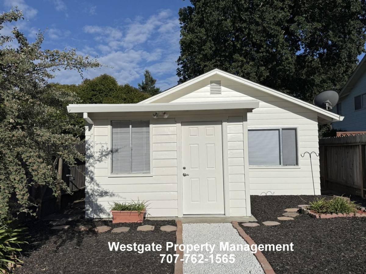 Apartment for rent at 360 E School St, Cotati, CA 94931