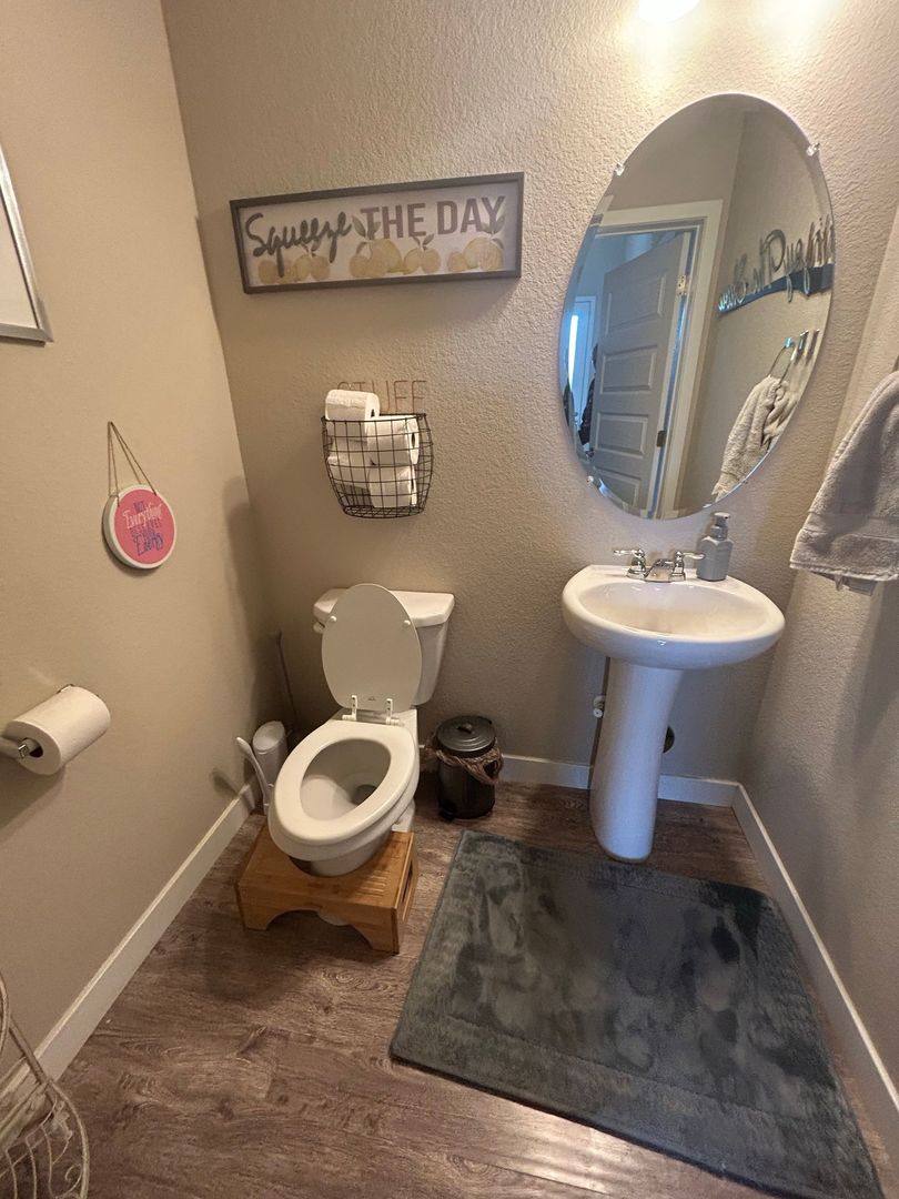 House for rent at 6768 Fern Dr, Denver, CO 80221