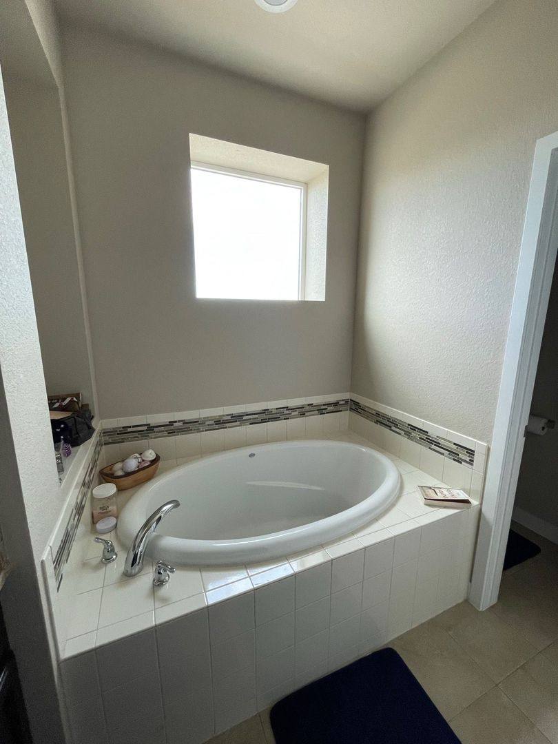 House for rent at 6768 Fern Dr, Denver, CO 80221