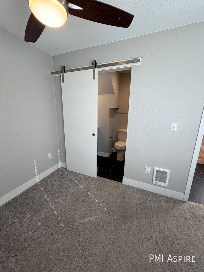 Townhouse for rent at 5151 W 10th Ave, Denver, CO 80204