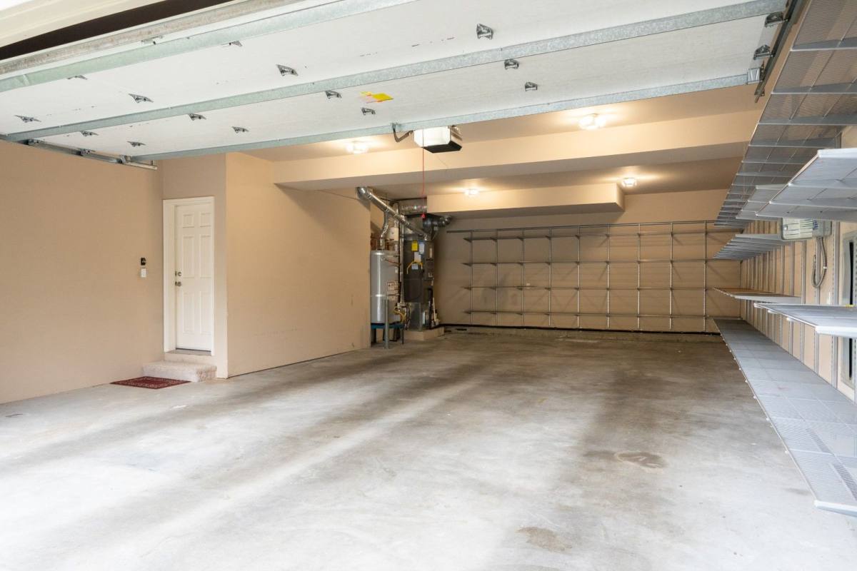 House for rent at 19626 NE 42nd Way, Sammamish, WA 98074