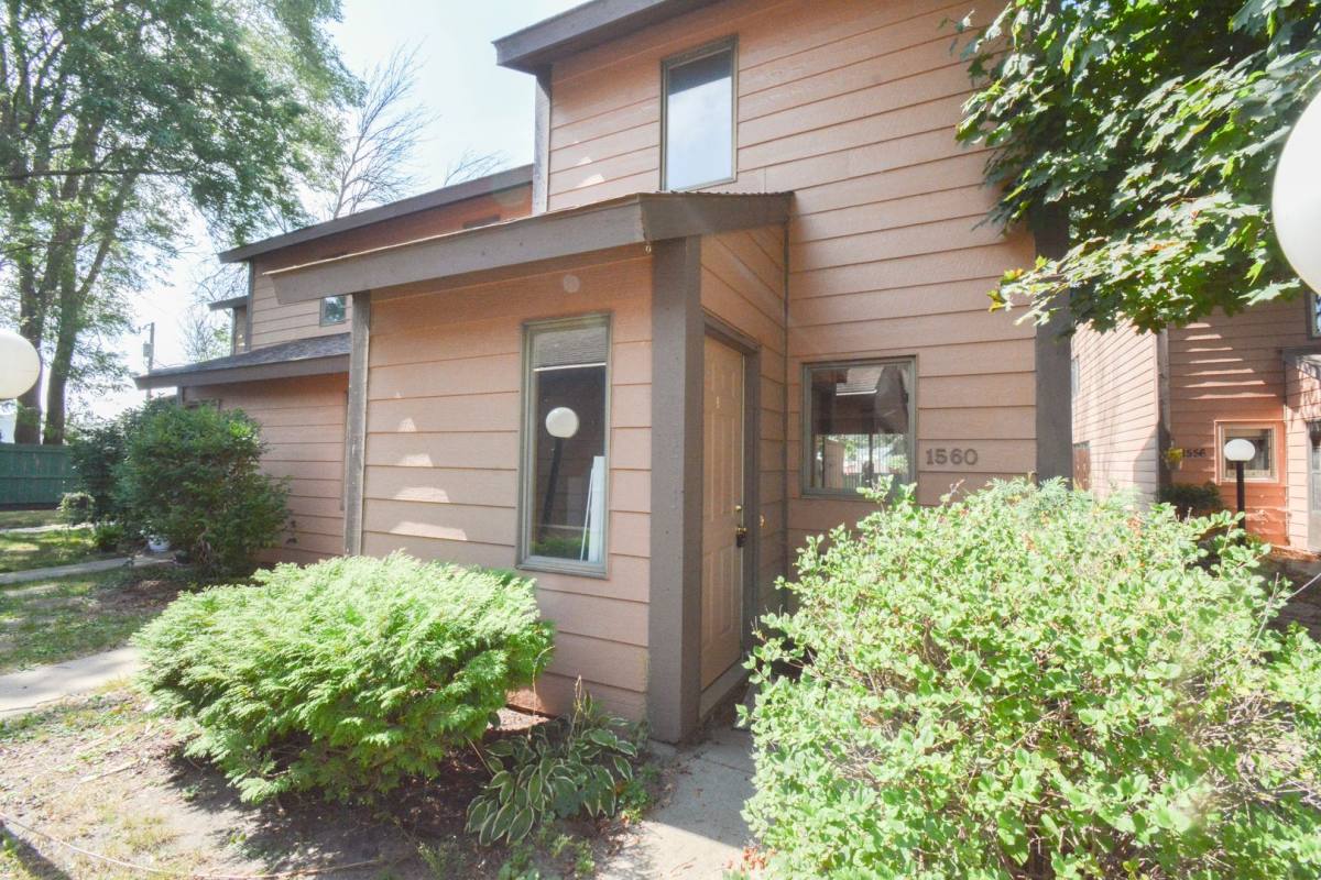 Apartment for rent at 1550-1586 8-1 2 St SE, Rochester, MN 55904