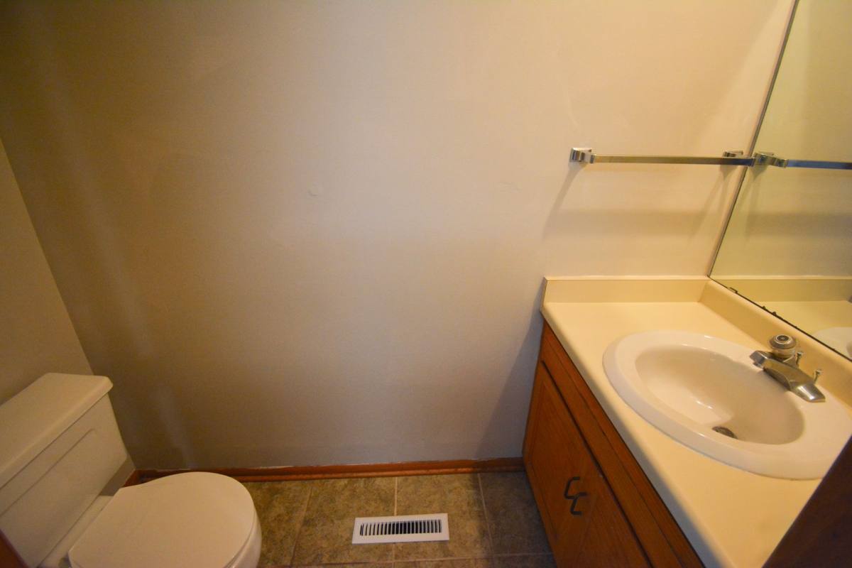 Apartment for rent at 1550-1586 8-1 2 St SE, Rochester, MN 55904