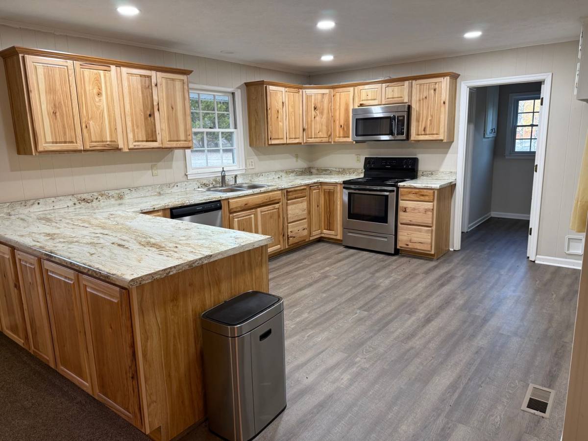 House for rent at 341 Sanders Davis Rd, Newnan, GA 30263