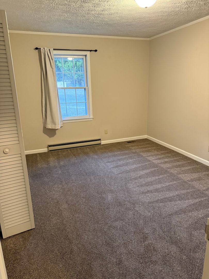 House for rent at 341 Sanders Davis Rd, Newnan, GA 30263