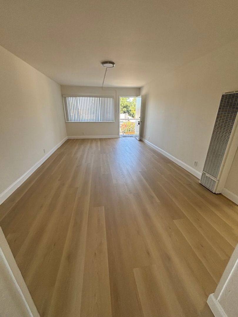 House for rent at 2401 Bartlett St #D, Oakland, CA 94601