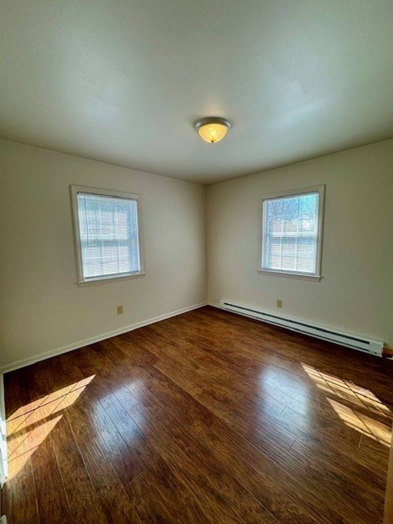 Apartment for rent at 414 Bruce St, Bridgewater, VA 22812