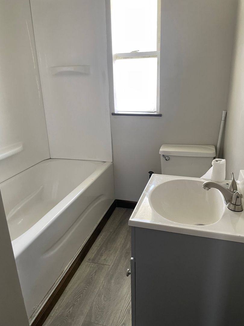 House for rent at 123 9th Ave, South Charleston, WV 25303