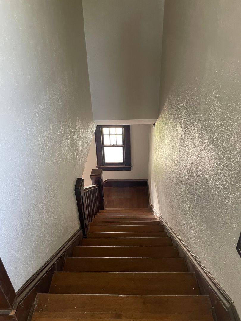House for rent at 123 9th Ave, South Charleston, WV 25303