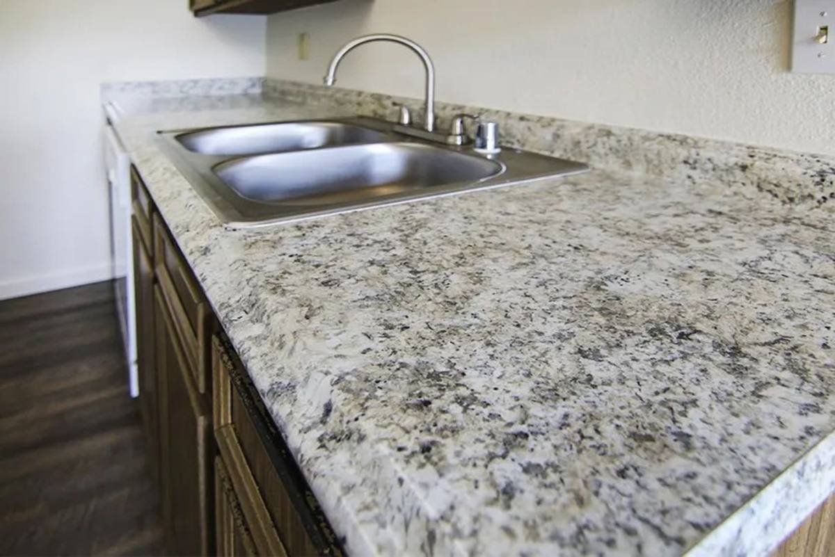 Apartment for rent at 401 Villa Ave, Clovis, CA 93612