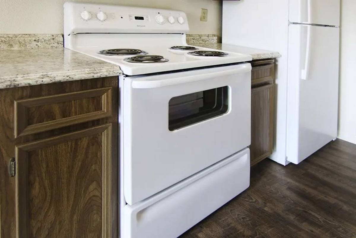 Apartment for rent at 401 Villa Ave, Clovis, CA 93612