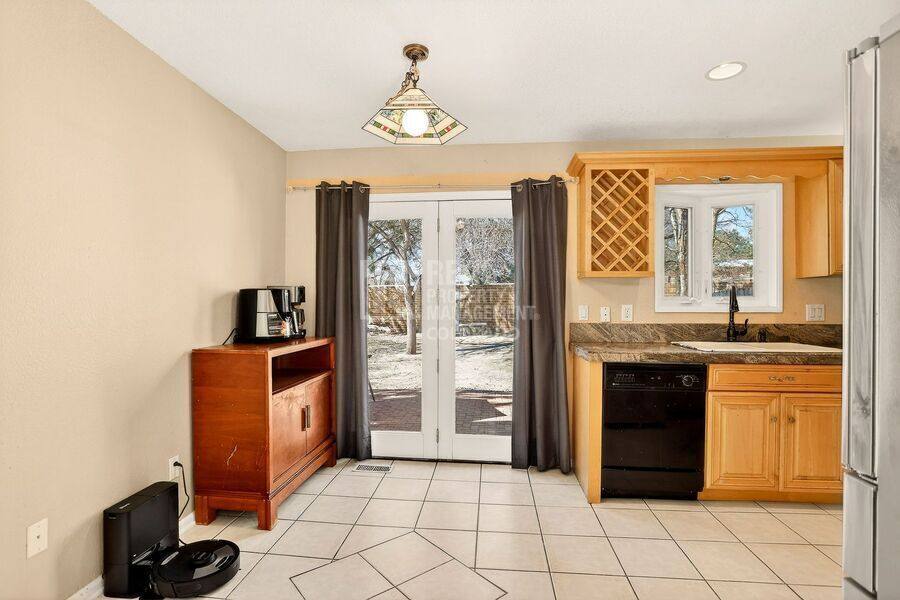 Townhouse for rent at 11185 E Linvale Dr, Aurora, CO 80014