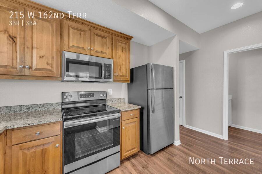 Townhouse for rent at 215 W 162nd Terrace, Belton, MO 64012