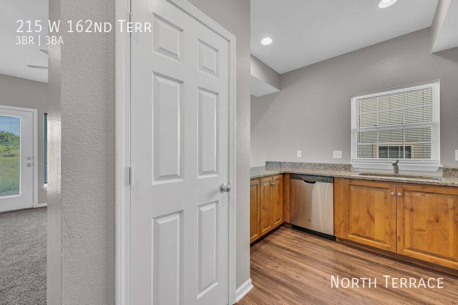 Townhouse for rent at 215 W 162nd Terrace, Belton, MO 64012