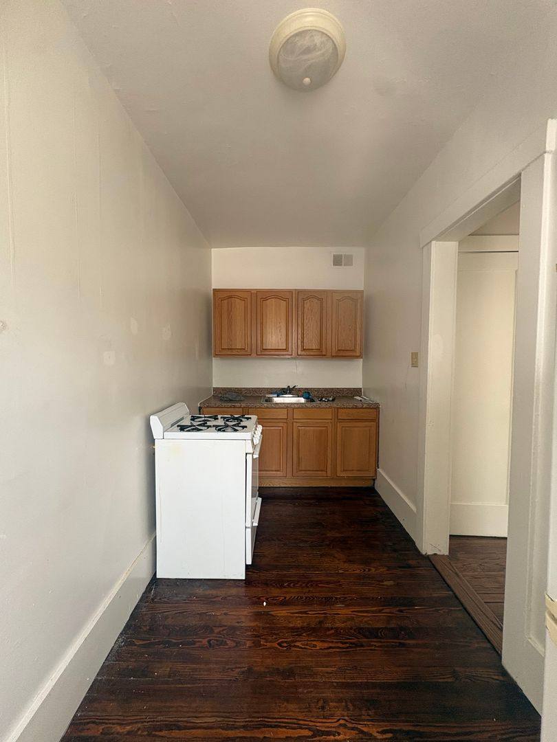 Apartment for rent at 345 Alexander St, Rochester, NY 14607