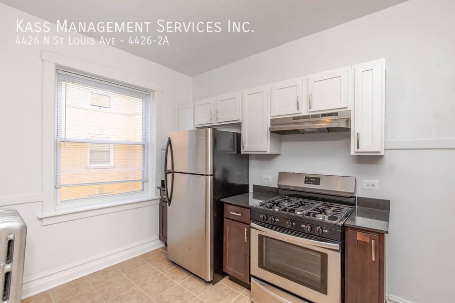 Apartment for rent at 4426 N St Louis Ave #2A, Chicago, IL 60625