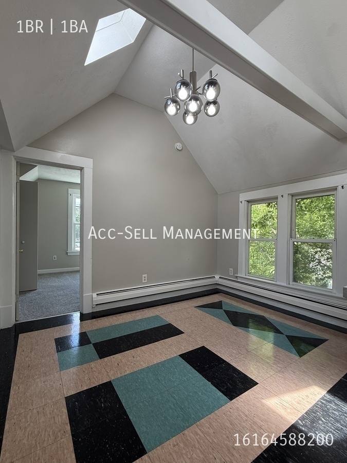 Apartment for rent at 104 Diamond Ave SE #2, Grand Rapids, MI 49506
