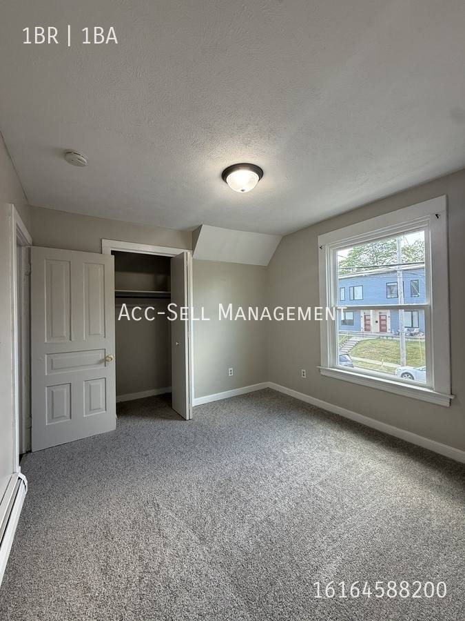 Apartment for rent at 104 Diamond Ave SE #2, Grand Rapids, MI 49506