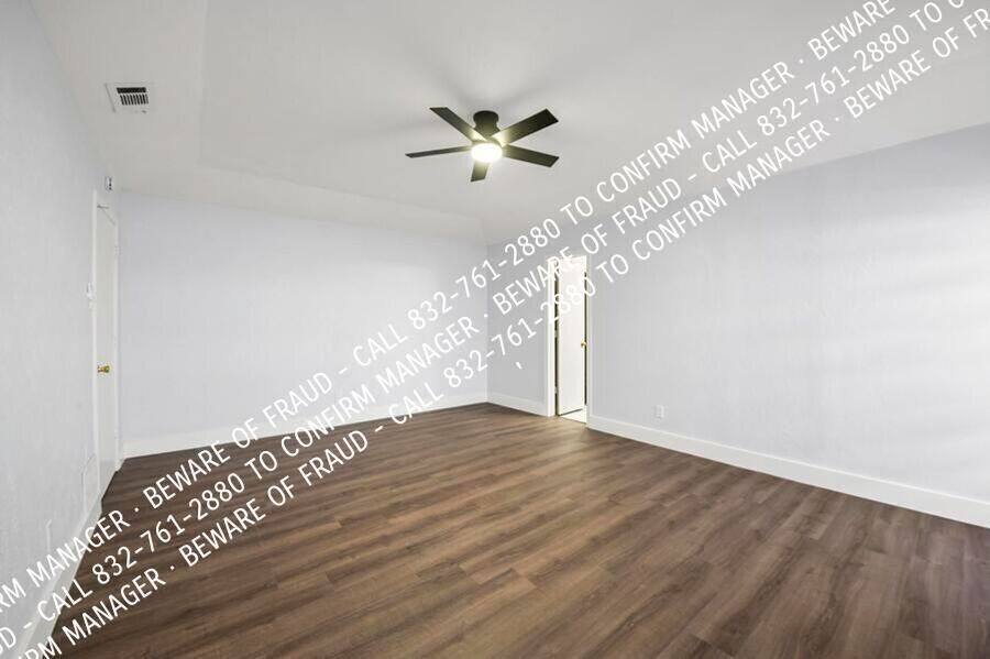 House for rent at 9145 Drumcliffe Lane, Dallas, TX 75231