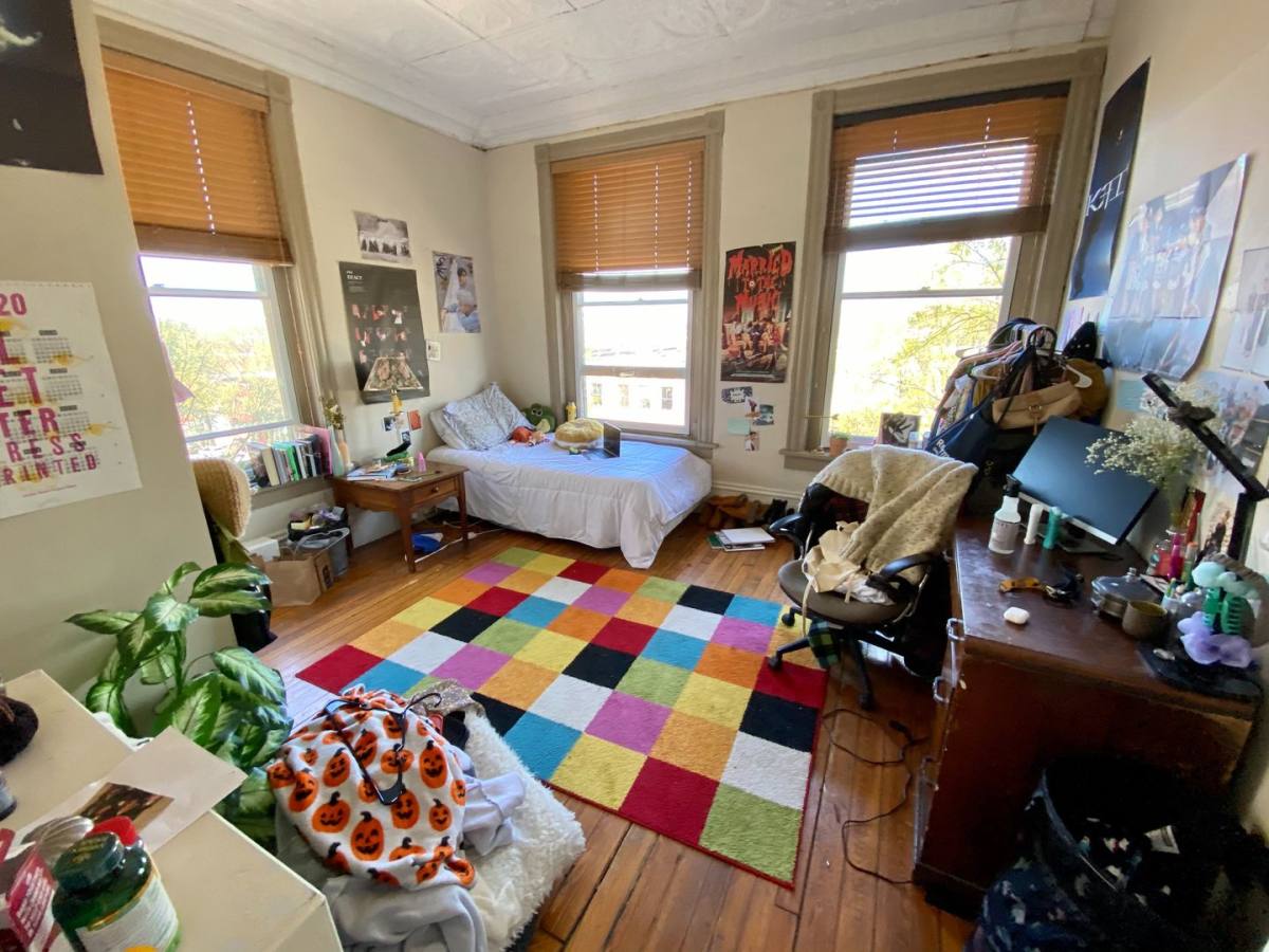 Apartment for rent at 121 W Broad St, Richmond, VA 23220