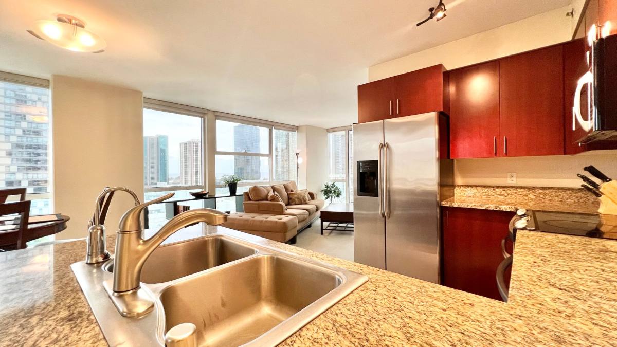 Condo for rent at 909 Kapiolani Blvd, Honolulu, HI 96814