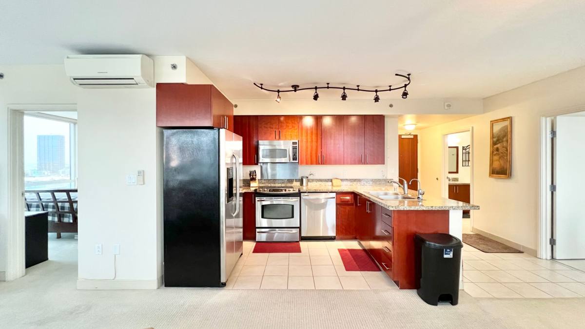 Condo for rent at 909 Kapiolani Blvd, Honolulu, HI 96814