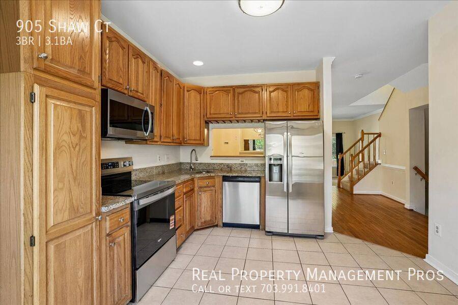 Townhouse for rent at 905 Shaw Court, Fredericksburg, VA 22405