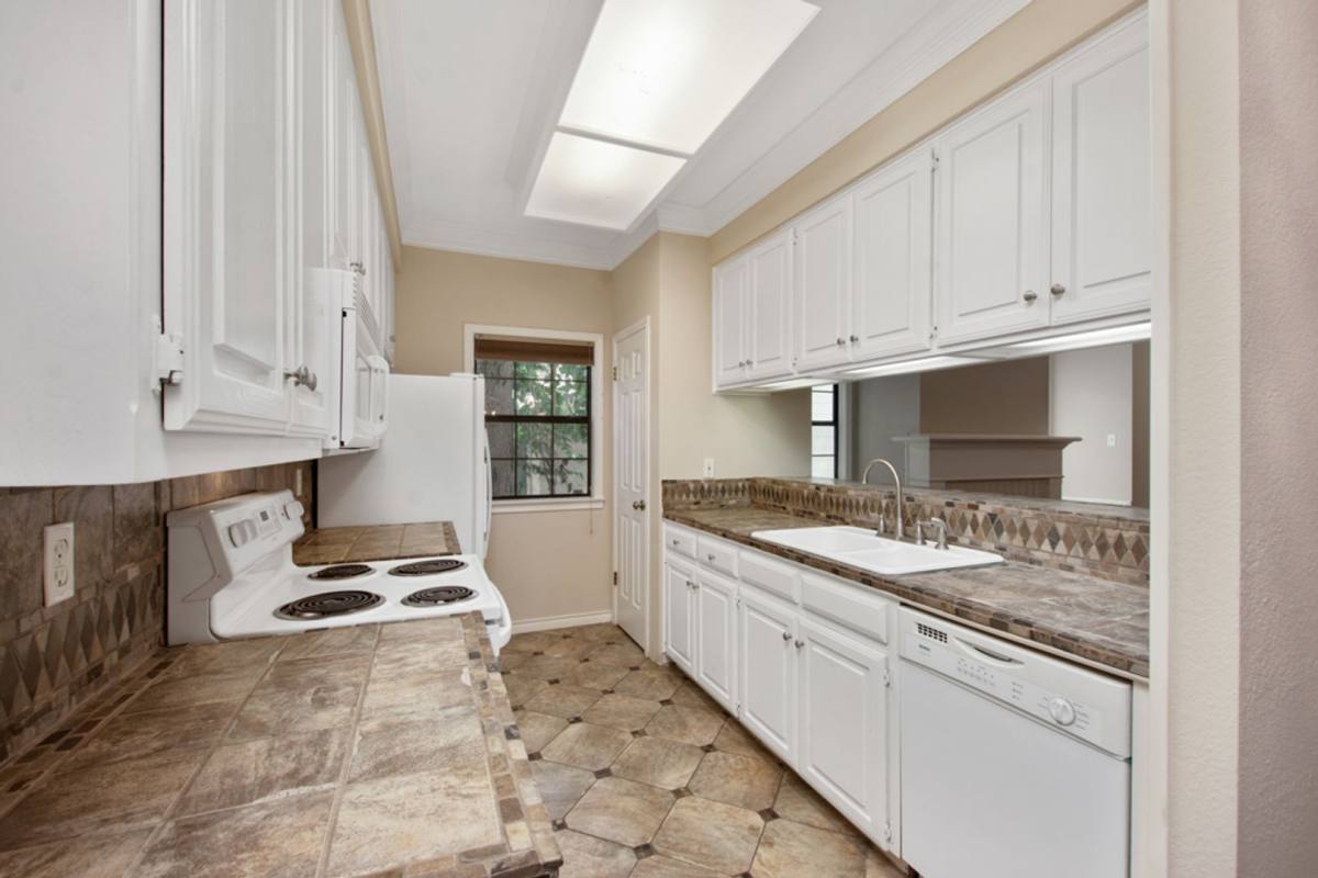 Apartment for rent at 2208 Indian Trail, Austin, TX 78703