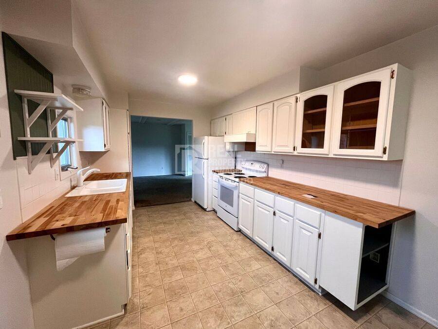 House for rent at 19435 Draco Dr, Monument, CO 80132