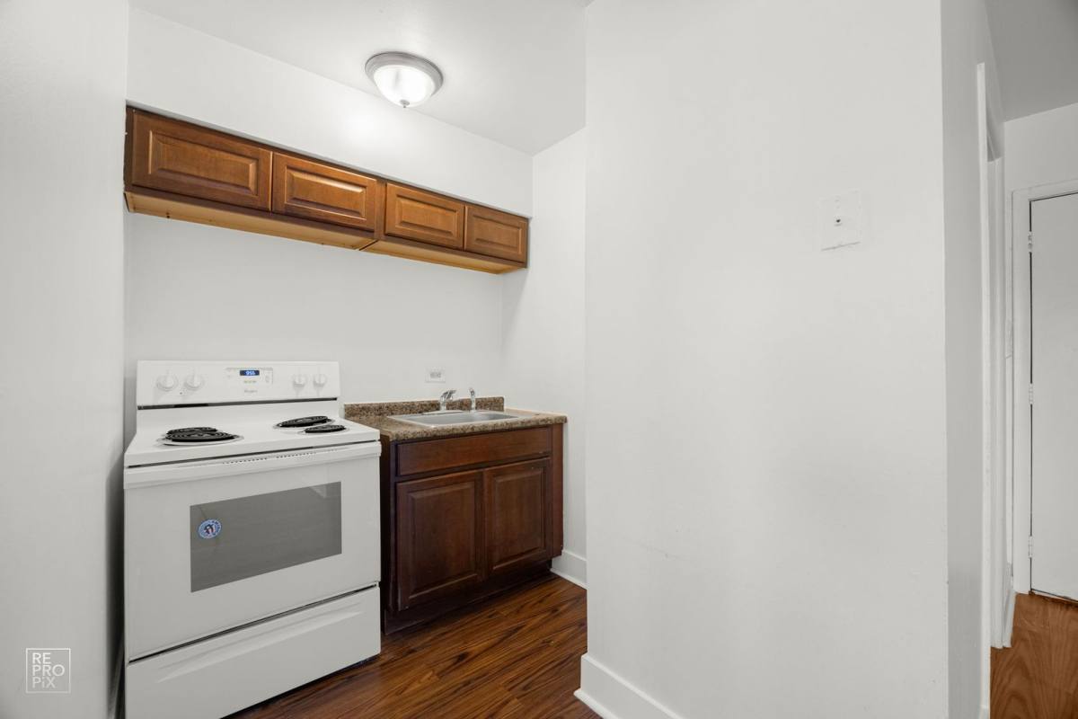 Apartment for rent at 1426 S Cicero Ave #304, Cicero, IL 60804