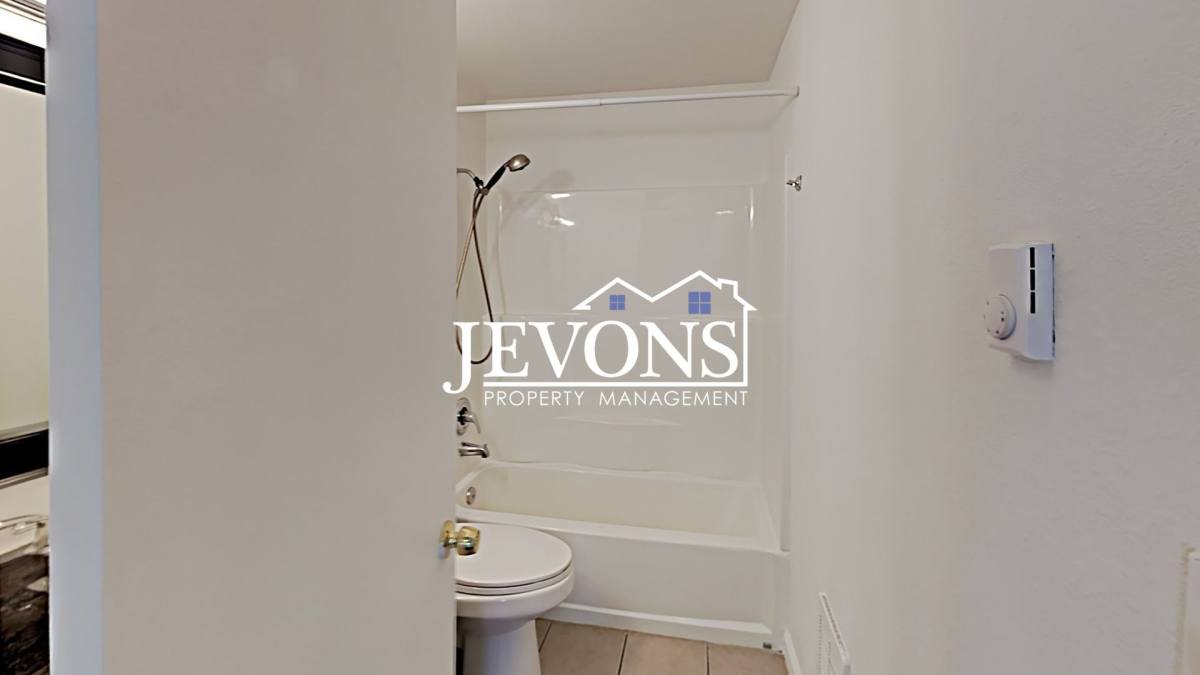Townhouse for rent at 2416 S I St, Tacoma, WA 98405