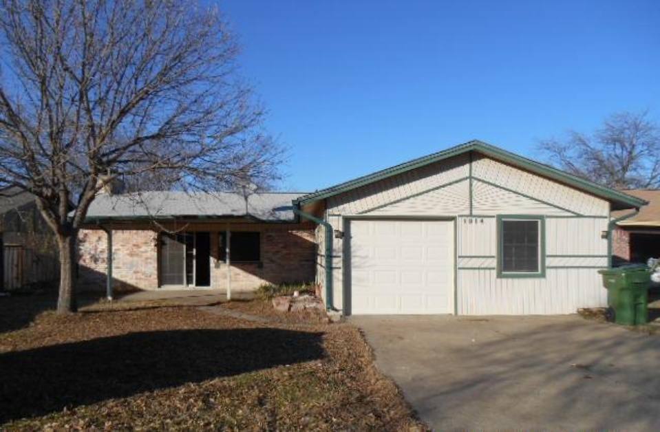 House for rent at 1914 Aspen Lane, Garland, TX 75044