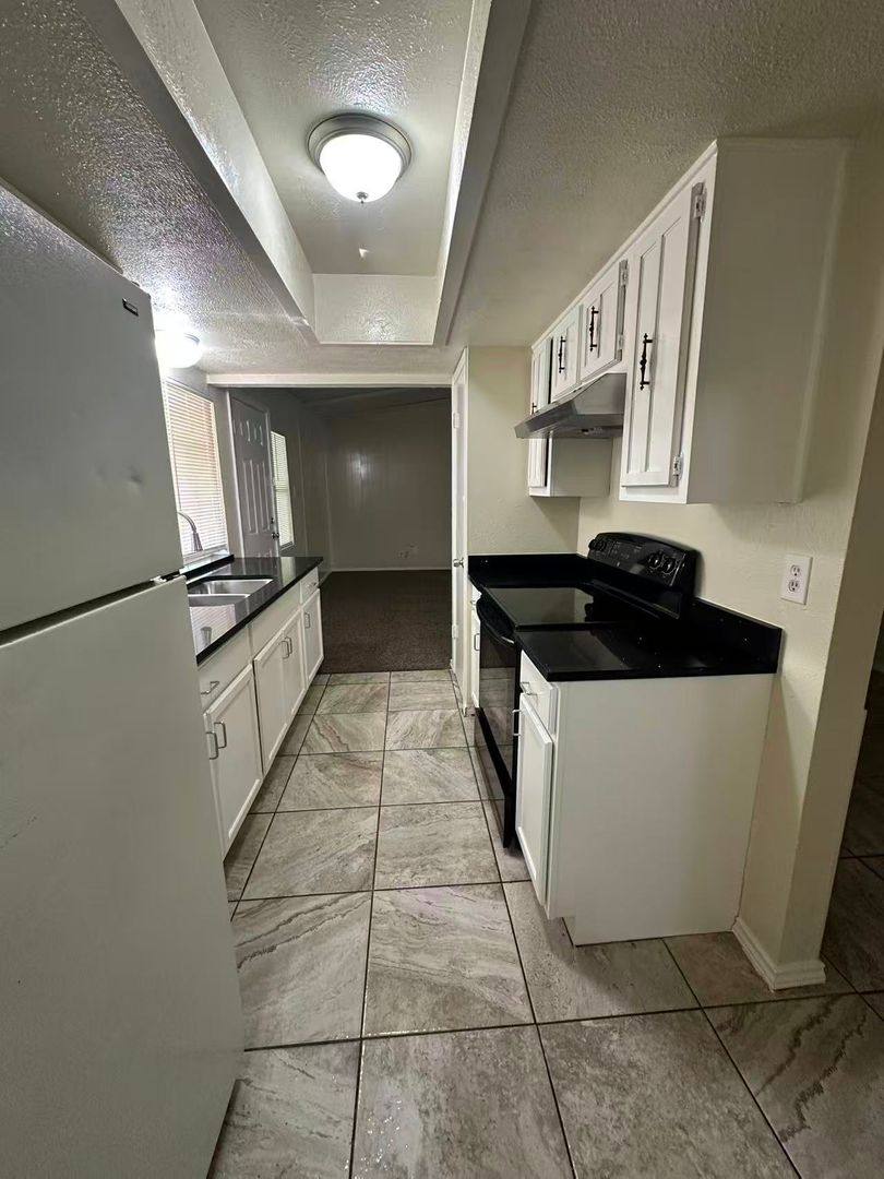 House for rent at 1914 Aspen Lane, Garland, TX 75044