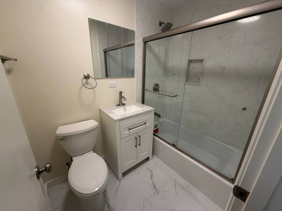 Apartment for rent at 2629 Folsom St, San Francisco, CA 94110