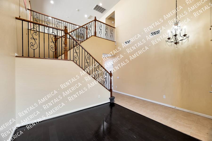 House for rent at 15813 N Dante Dr, Phoenix, AZ 85023