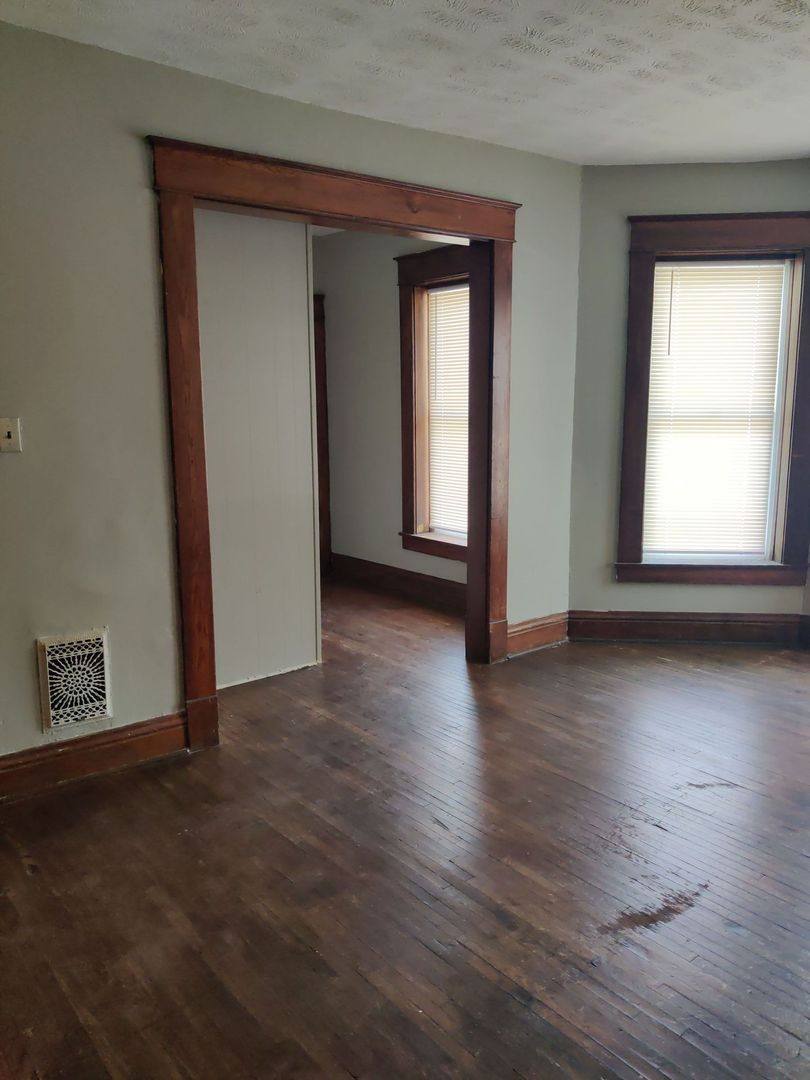 Apartment for rent at 801 E Main St, Crawfordsville, IN 47933