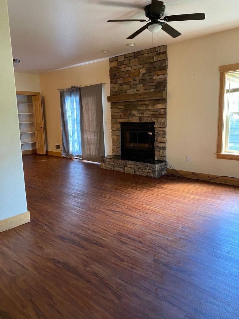 House for rent at 823 Eagles Rest Dr, Driggs, ID 83422