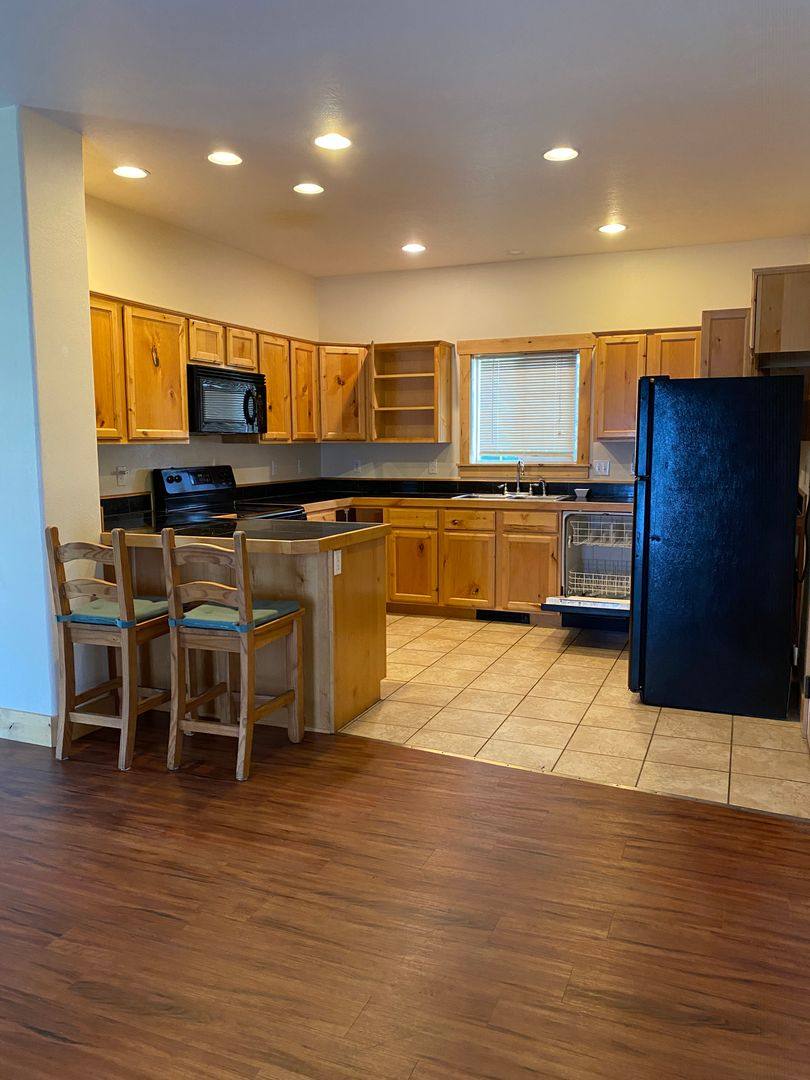 House for rent at 823 Eagles Rest Dr, Driggs, ID 83422